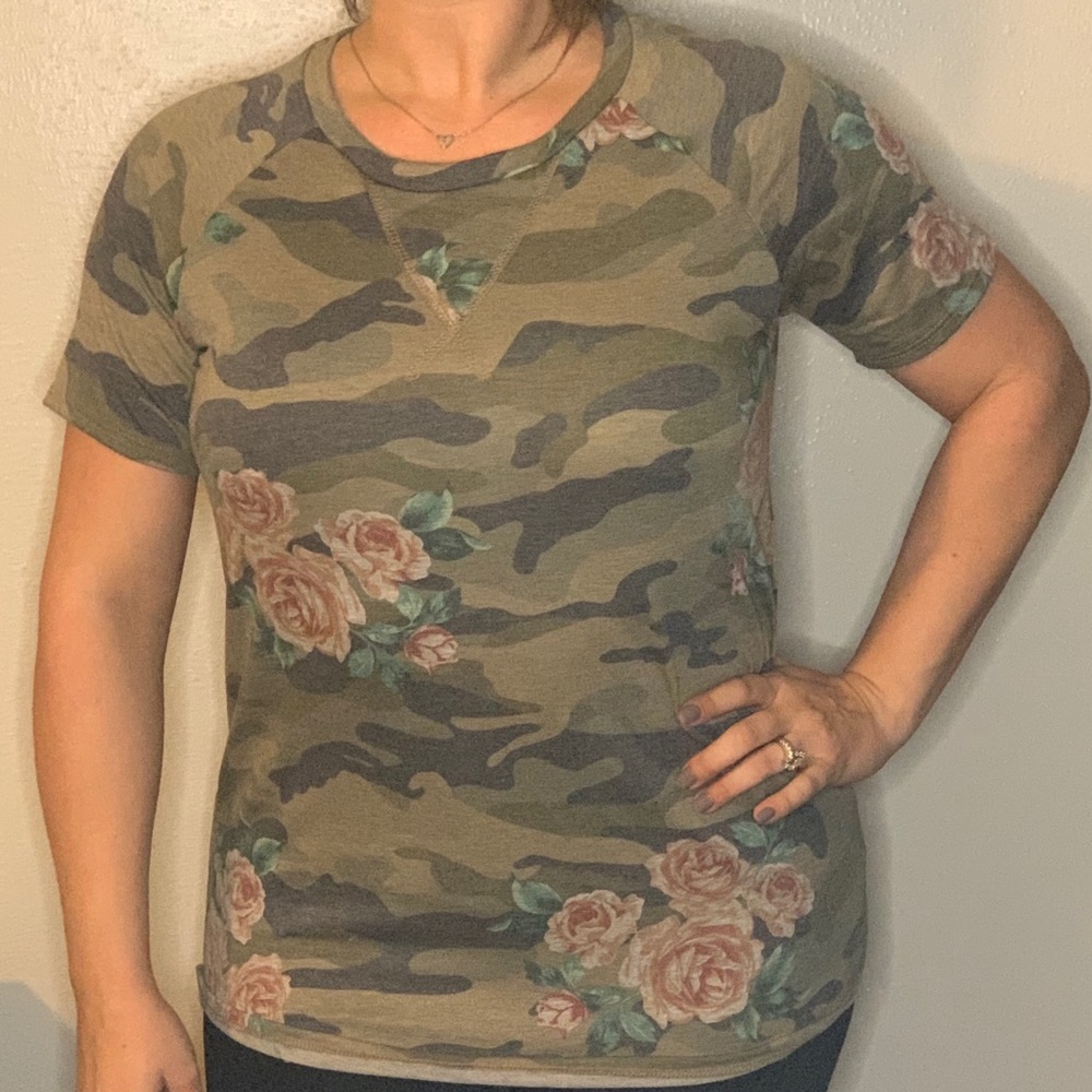 Camo top